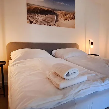 Апартаменты Amazing In With Wifi And 1 Bedrooms